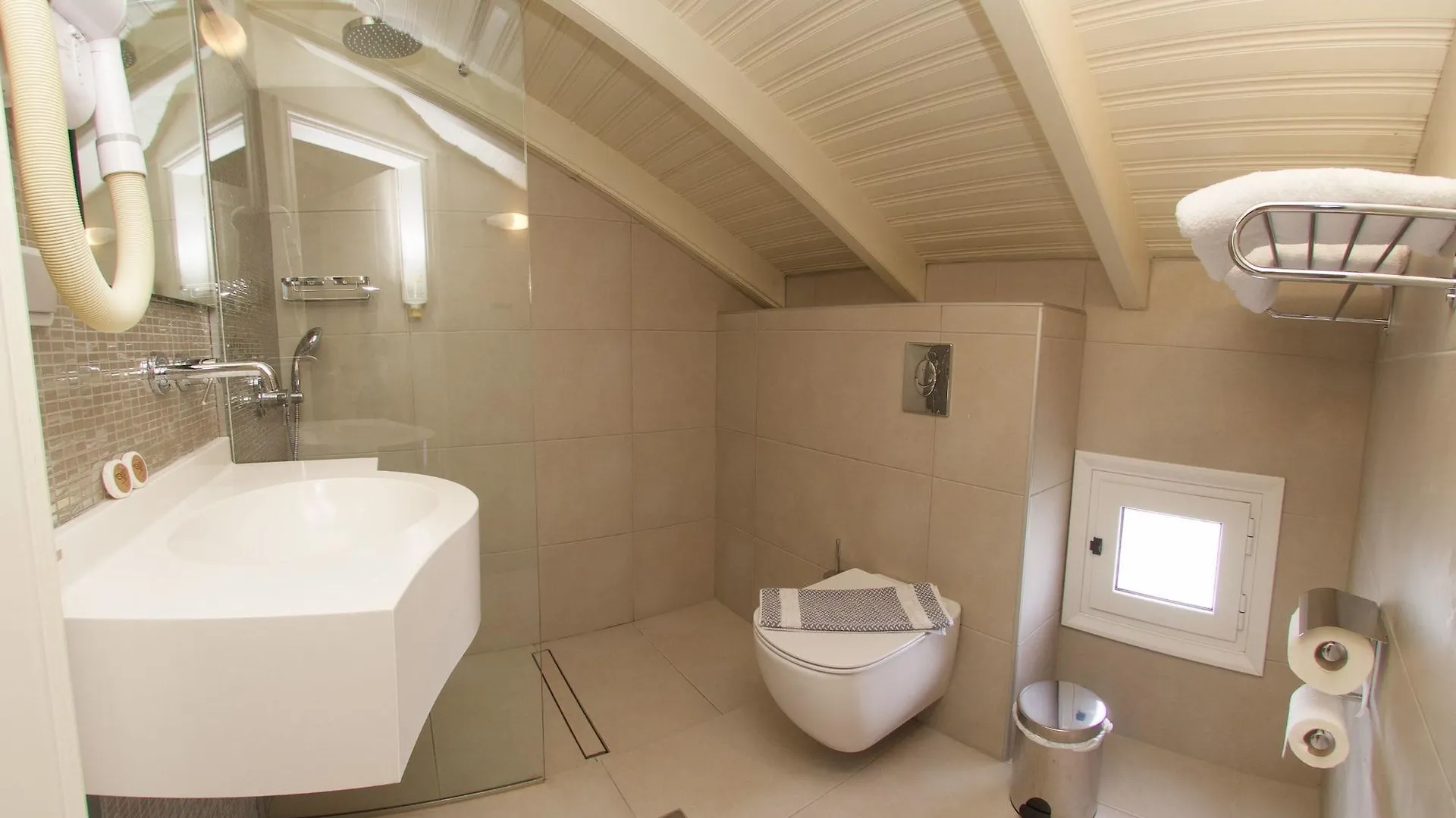Dafnoudi Hotel Apartments Antipata  Aparthotel