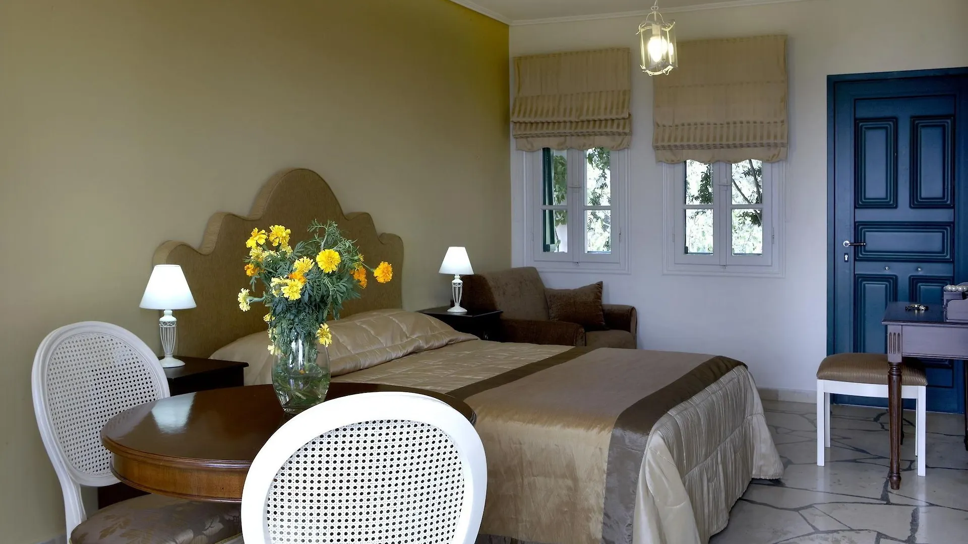 Aparthotel Dafnoudi Hotel Apartments Antipata