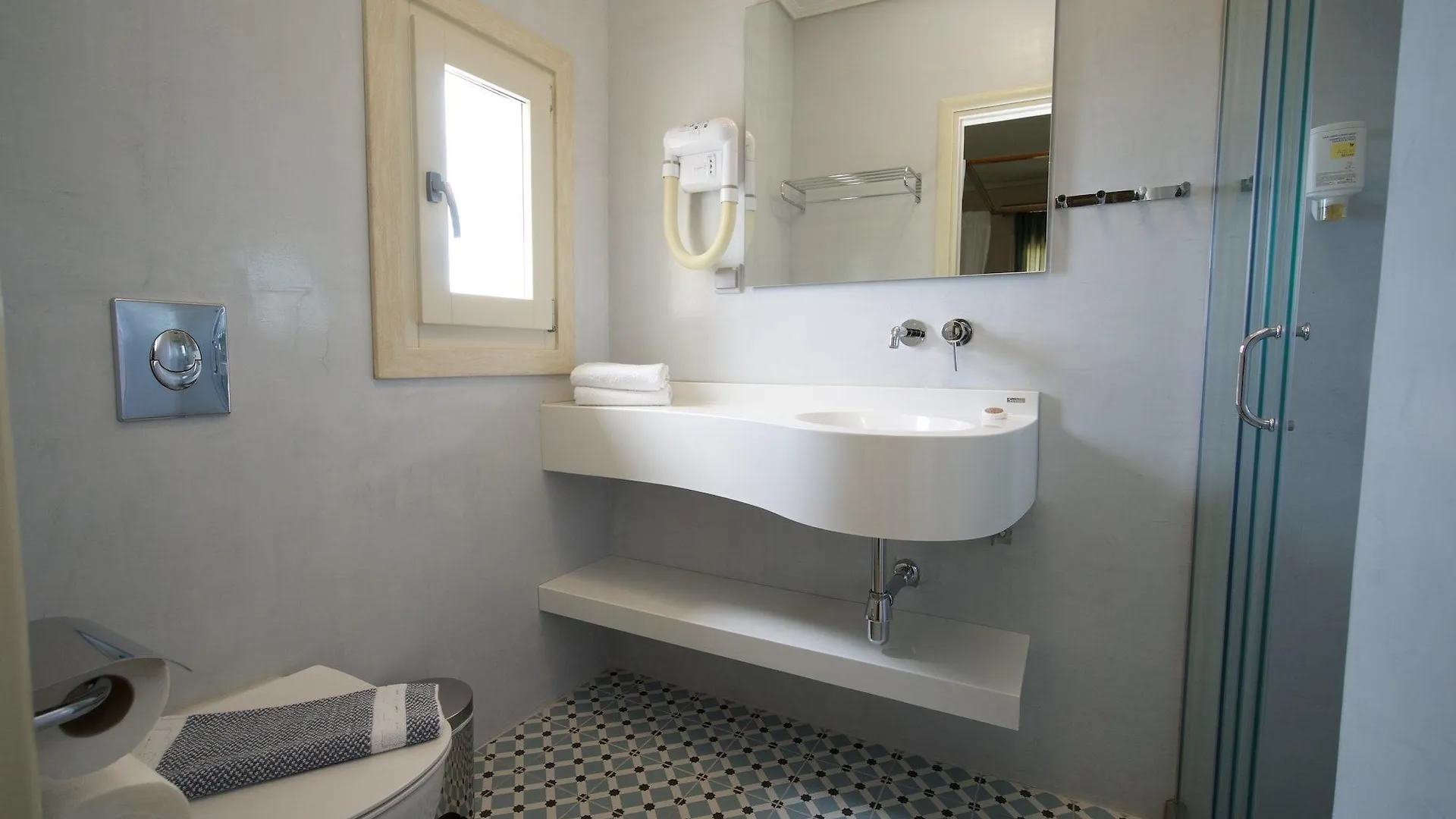 Dafnoudi Hotel Apartments Antipata  2*, Antipata (Erisos) Greece