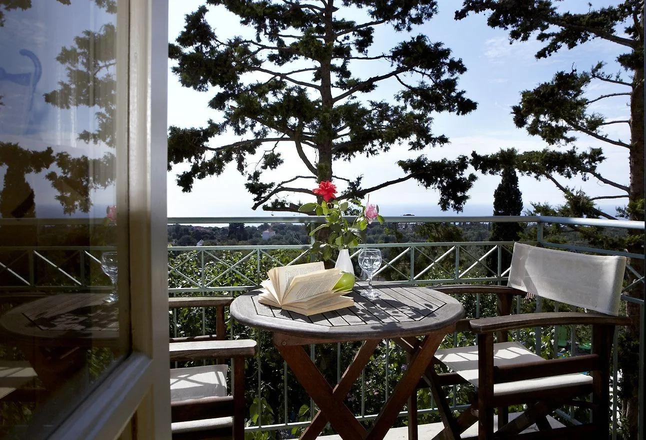 Dafnoudi Hotel Apartments Antipata  Aparthotel