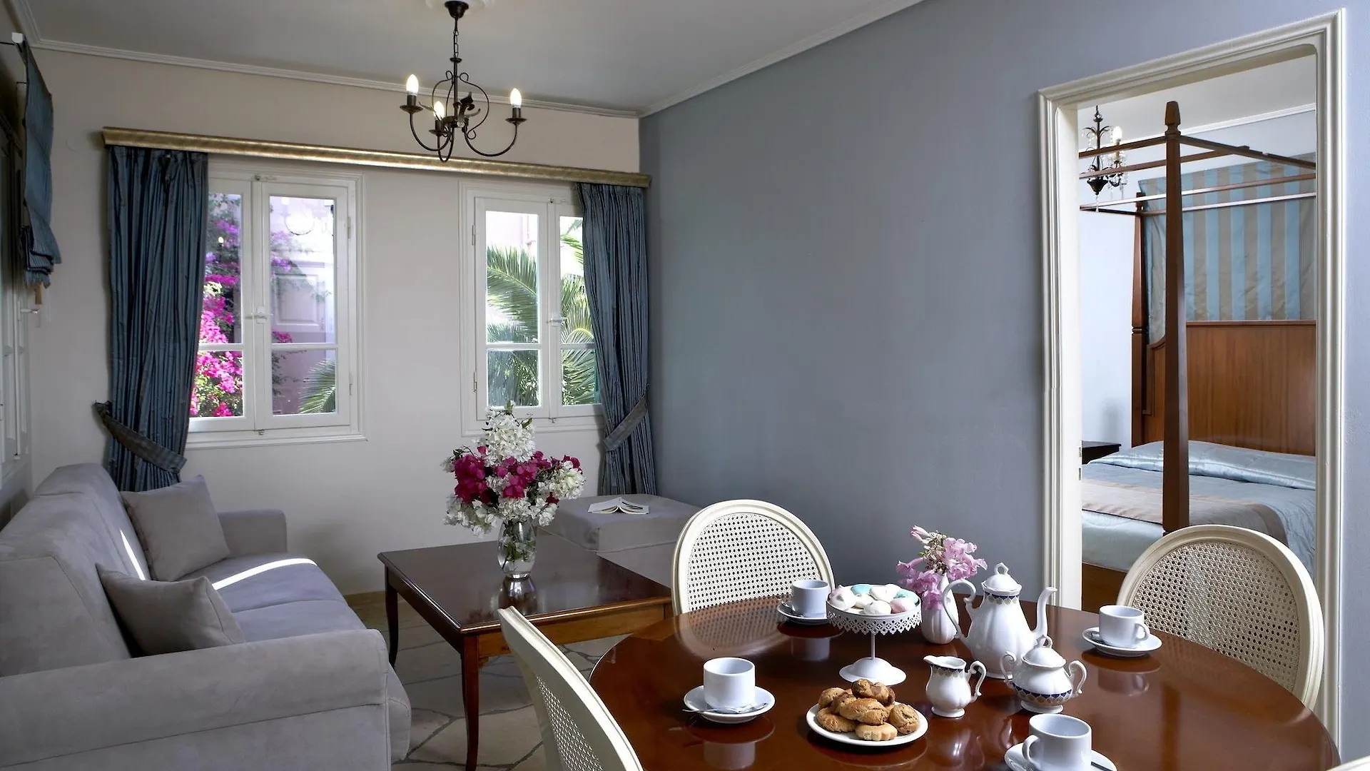 Dafnoudi Hotel Apartments Antipata  Aparthotel