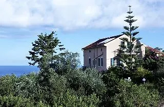 Dafnoudi Hotel Apartments Antipata  Antipata (Erisos)